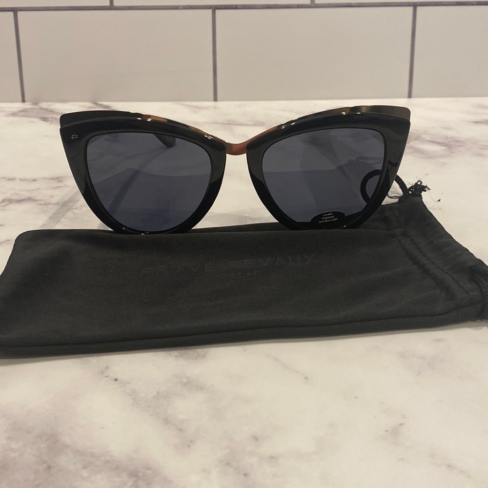 NWT Privé Revaux sunglasses